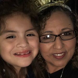 Meet your Posher, Linda